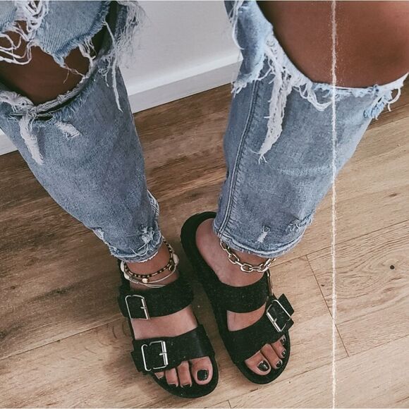 🆕️The Josephine// Black double buckle slide - Picture 1 of 8